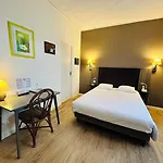 Italia Hotel 2*