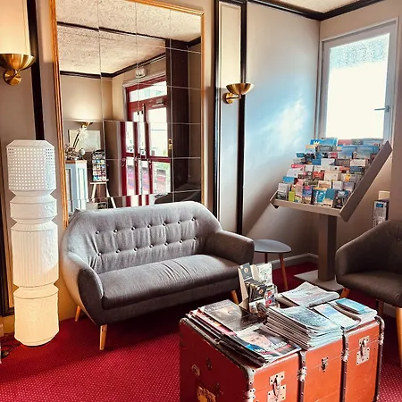 Italia 2*