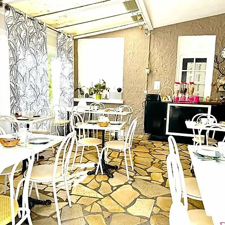Hotel Italia 2*