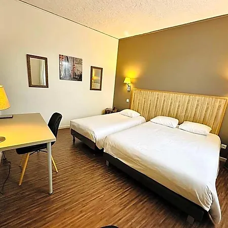 Italia Hotel 2*