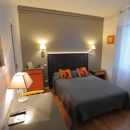 Italia Hotel 2*